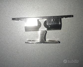 Chiusura a clip per sportello o porta armadio