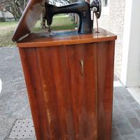 Antica Macchina da cucire