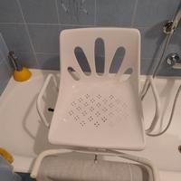 Sedia girevole per vasca da bagno
