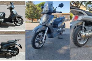 Scooter Scarabeo 400