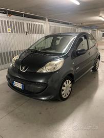 Peugeot 107 sweet years 