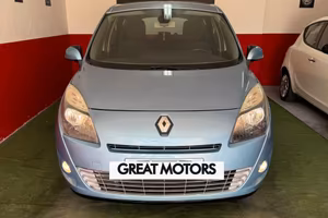 Renault Scénic 1.5 dCi 110CV 7 POSTI