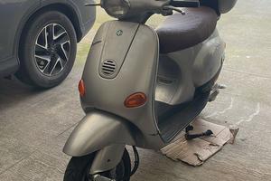 Vespa 50 et