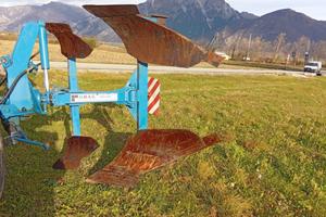 Aratro Monovomere Reversibile