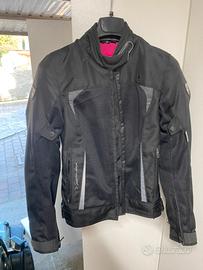 Giacche e guanti moto