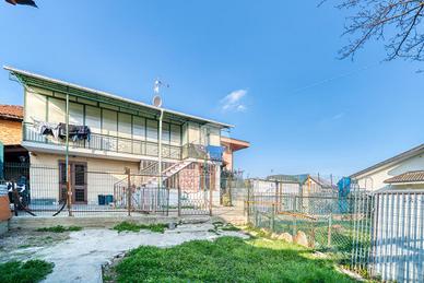 CASA SEMINDIPENDENTE A GIAVENO