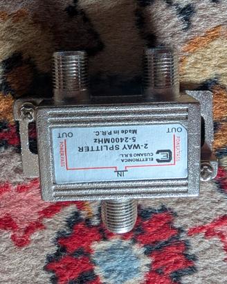 Splitter satellite +2 cavi SAT coassiali PrimeWire
