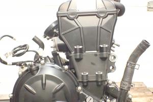 Kawasaki Z650 (2023-) Motore 8.998 km Video