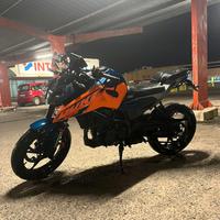 KTM DUKE 125