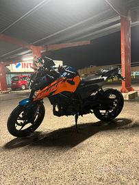 KTM DUKE 125