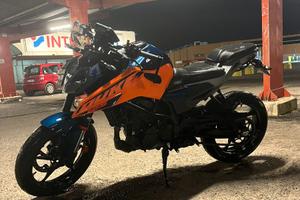 KTM DUKE 125
