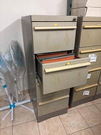 Scaffale 4 cassetti