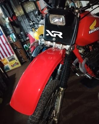 HONDA xr 500 r INTRATTABILE 