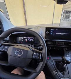 furgone toyota proace city passo lungo