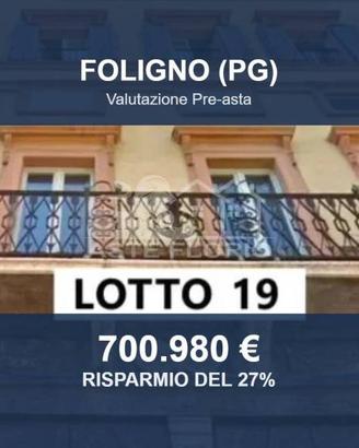 Immobile in asta di 446 m² a Foligno