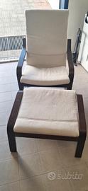 Poltrona Poang IKEA con poggiapiedi 