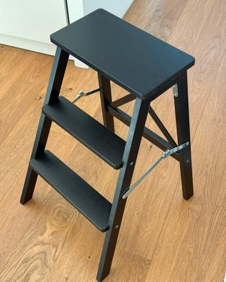 Ikea bekvam scaletta/sgabello in legno nero