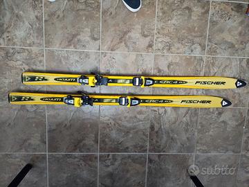 Sci bimbo Fischer RC4 con attacchi