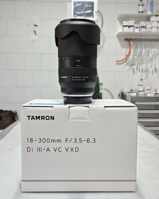 Tamron 18-300mm F/3.5-6.3 Di III-A  per Fujifillm