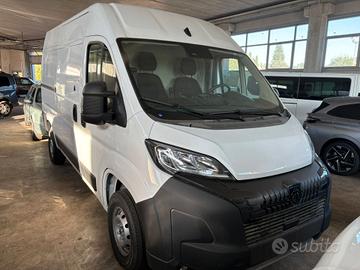 Peugeot Boxer furgone L2H2 2.2 BlueHdi 140cv con t