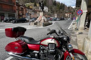 Moto Guzzi California 1400 Touring
