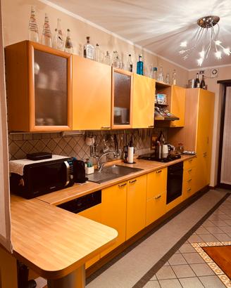 Cucina Composit giallo ocra
