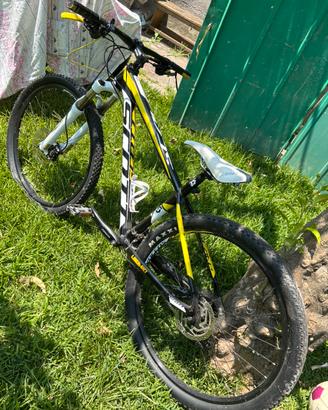 MTB scott syncros