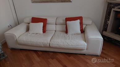 Divano Pelle bianco Chateau D Ax