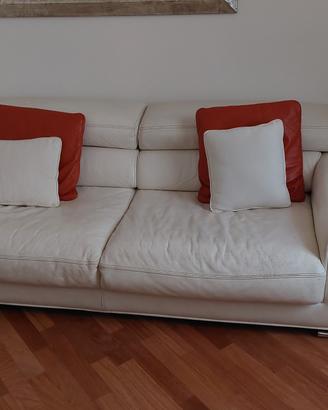 Divano Pelle bianco Chateau D Ax