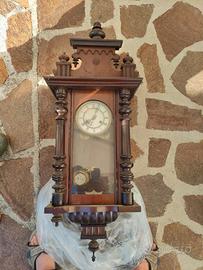 Orologio a pendolo da parete