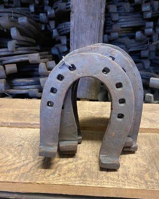 Ferri da cavallo o mulo