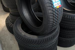 4 Gomme Nuove 4 Stagioni Superia 235/50 R18 101W X