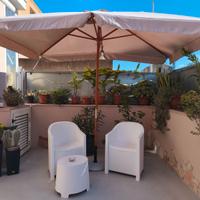 ombrellone + set tavolo sedie da giardino