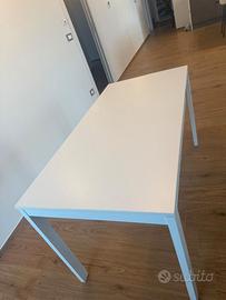 Tavolo Di Design allungabile (Salotto, Pranzo)