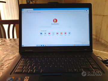 notebook Toshiba con CPU  Intel i7
