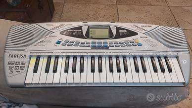 pianola Farfisa per scuole medie