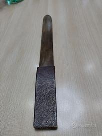 taglia carta vintage 