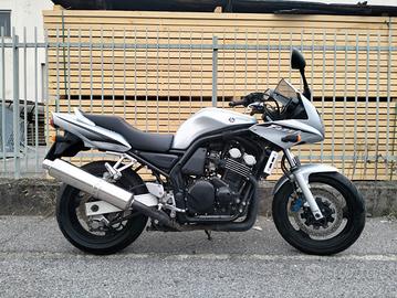 Yamaha FZ6 Fazer