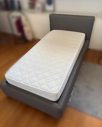 Letto una piazza con rete e materasso, in buone co