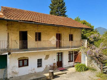 CASA SEMINDIPENDENTE A SANT'ANTONINO DI SUSA