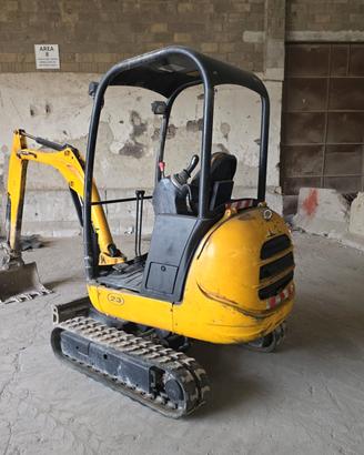 Miniescavatore jcb 8018