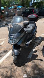 piaggio x 8 400