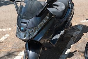 piaggio x 8 400