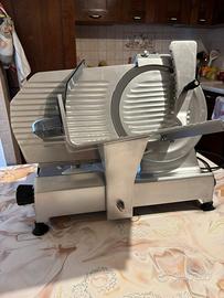 Affettatrice verticale Type F250E
