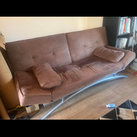 Divano Letto a seduta larga di fine velluto