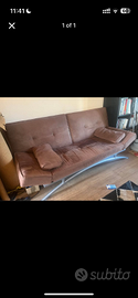 Divano Letto a seduta larga di fine velluto