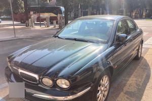 AUTO JAGUAR X-TYPE