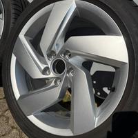 Cerchi e gomme estive 225/45R17