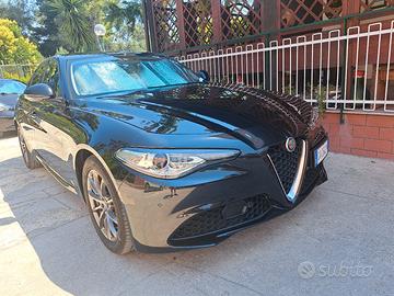 Alfa Romeo Giulia 2.2 diesel 136cv MY 20
