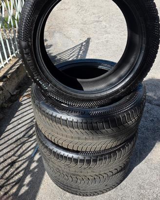 4 Continental 255/45 R19 104V XL Tesla model Y